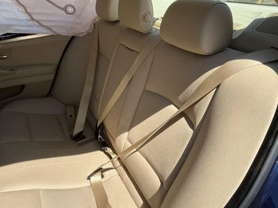 BMW 528I 2013 Middle Rear Seat Belt Retractor Beige Second Row 830412 — 第 1/4 张图片