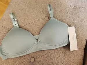 NWT Tahari Girls' Bra Stylish Comfort_Molded Wire Free_Adjustable Straps SZ 34 A - Picture 1 of 8