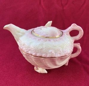 Belleek Ireland Nettuno Sea Shell teiera tè per uno NUOVO - Foto 1 di 15