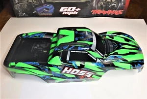 Traxxas Hoss 1/10 Body mit Clip-Less Support / Käfig grün schwarz blau - Bild 1 von 4
