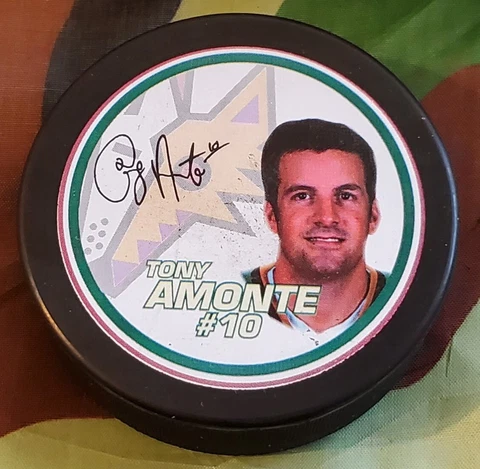TONY AMONTE #10 PHOENIX COYOTES NHL NHLPA MADE IN ๐จ๐ณ VINTAGE PUCK STAMPED SIG! Cover