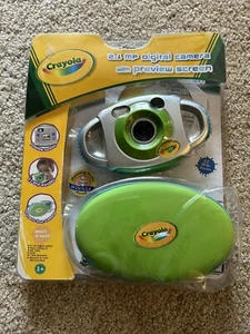 Sakar Crayola 2.1 MP Digital Camera Kit W/ Case Green Open Box Kids Children’s - Picture 1 of 11