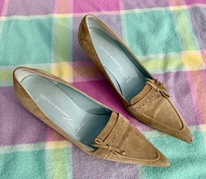 Sigerson Morrison NY fine suede slip on kitten heel US 7.5B - Sand Colour - Picture 1 of 5