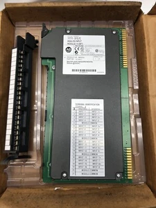 Nuevo 1771-IFE PLC-5 Analógico Allen Bradley 2012 SER C - Imagen 1 de 12