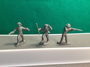 Marx 45mm 1950's Fort Apache/Dearborn Defenders in Silver Color - Picture 1 of 2