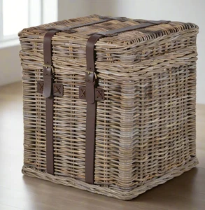 wicker trunk chest with leather handles - Picture 1 of 3