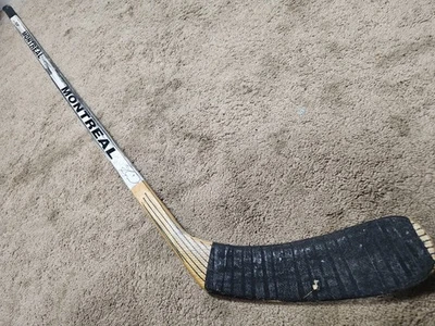 KEITH TKACHUK 00'01 Signed Phoenix Coyotes NHL Game Used Hockey Stick - Image 1 of 4