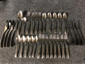 Zwilling JA Henckels Bellasera Set di Posate Acciaio Inox 18/10 32 Pezzi Lotto - Foto 1 di 2