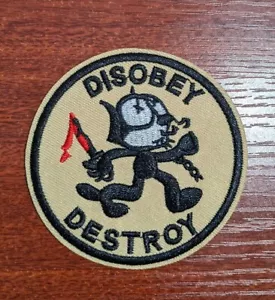 Disobey Destroy Anarchist schwarzes blutiges Katzenmesser bestickt aufbügeln Aufnäher 3" - Bild 1 von 3