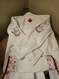 Kingz Comp 450 V5 White RED CANADA EDITION - Picture 1 of 12