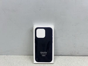 Apple - Coque silicone iPhone 15 Pro avec MagSafe - Noir - - Photo 1/4