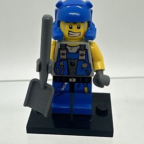 authentic LEGO minifigure Power Miner w shovel pm011 Orange Scar 8958 9709