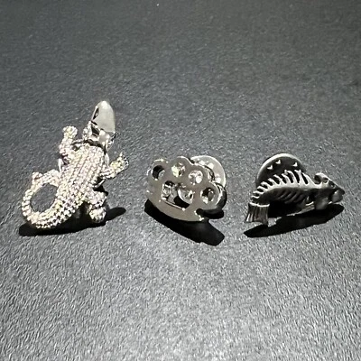 3 Pieces Lapel Pin Set Fancy Men Suit Brooches - Image 1 of 4