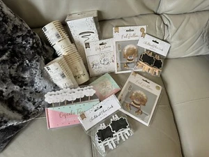 Job Lot Baby Shower Decorations Pack, Foil Balloons, Gender Reveal, Boy Or Girl - Picture 1 of 8