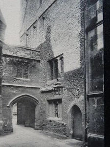 Oxford MERTON COLLEGE Old Gateway c1905 Postcard by Davis's, Corn Market - Picture 1 of 2