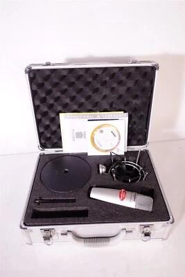 Samson CO1U Podcasting Microphone Kit  - Image 1 of 4