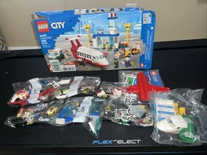 LEGO 60261 City Central Airport City Airport open but set is still sealed - Picture 1 of 3