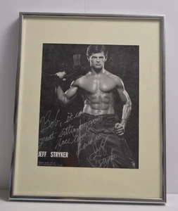 Fotografia Jeff Stryker autografata 8x10" bianco e nero fan club incorniciata arte gay - Foto 1 di 14