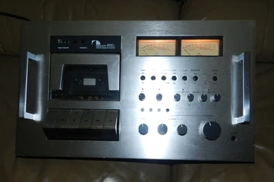NAKAMICHI 600 2 Head Cassette Tape Console  AS-IS/Not tested/Powers on - Image 1 of 4