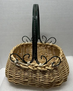 Nantucket Vintage Woven Basket With Green Metal Handle 11x12 - 4" Deep - Picture 1 of 6