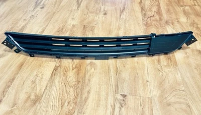 2018-2020 Infiniti Q50 Front Bumper Lower Center Grille OEM#62254-6HH1A - Image 1 of 4