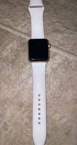 Apple Watch Series 2 38mm gold - Picture 1 of 4