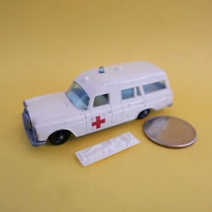 Lesney Matchbox Series No. 3 Mercedes Benz "Binz" Ambulance W/Stretcher !!! - Picture 1 of 4