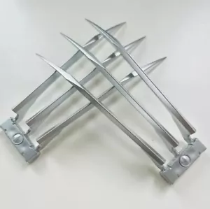 X-Men 1:1 Scale Wolverine Claws For Cosplay Realistic Durable Safe ABS Material - Bild 1 von 9