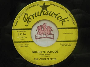 Promo! The Cooperettes – Goodbye School / Sing A Long, 45 RPM G+ (JG) - Picture 1 of 2