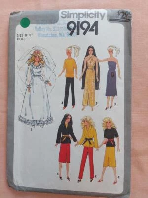 Simplicity 9194 Vintage Barbie Doll Wardrobe Pattern - Image 1 of 2