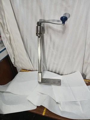 Edlund S-11 Manual Can Opener w/ Stainless Base Restaurant Commercial Grade - Image 1 of 4