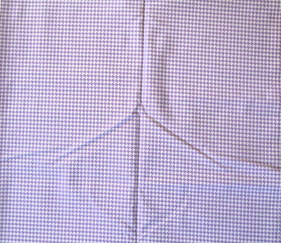 Tela de algodón pata de gallo púrpura claro sobre fondo blanco pieza de 4 yardas X WOF Foto 1 de 3