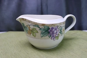 Noritake Impromptu Sonoma Gardens Gravy Boat  Fruit Sri Lanka 7936 - Picture 1 of 5