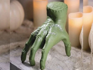 Animated Severed Hand Green Crawling Halloween Prop 7" Sound Activated Zombie - Picture 1 of 3