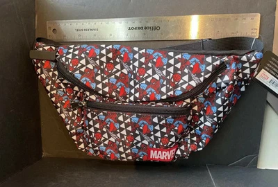 Riñonera ajustable Marvel Spiderman cruzada o alrededor de la cintura nueva con etiquetas Foto 1 de 4