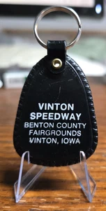 Vinton Speedway Keychain Keyring Benton County Fairgrounds Vinton, Iowa - Picture 1 of 2