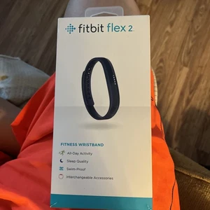 Fitbit Flex 2 Health Activity Sleep Tracker S&L Band Bluetooth - Black - NEW - Picture 1 of 5