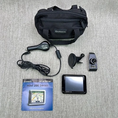 Garmin Nuvi 205 Automotive GPS Navigation System Kit - Image 1 of 4