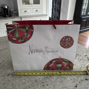 NEIMAN MARCUS Holiday Christmas Logo Paper Shopping Bags Totes Medium - Picture 1 of 9