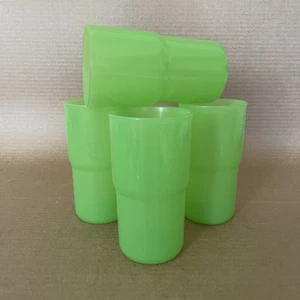 Tupperware stapelbare Becher 12 Unzen Tassen 4er Set hellgrün #2412 - Bild 1 von 6