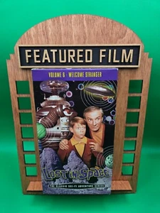 Lost in Space - Ep. 6: Welcome Stranger (VHS, 1998) - Imagen 1 de 2