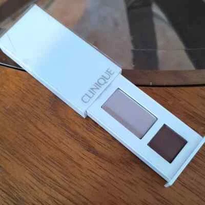 Clinique  All About Shadow Duo 17 Seashell Pink/Fawn Satin, 4H Bronze .06 Oz NEW - Image 1 of 2