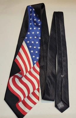 美国传统 - 领带 - 黑色丝绸 - 旗子 - 美国制造 — 第 1/3 张图片
