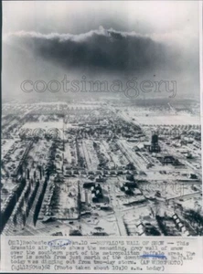 1962 Press Photo Dark Snow Cloud Over Buffalo 1960s New York - Picture 1 of 2