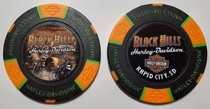 Black Hills Harley-Davidson Rapid City SD Full Color Schwarz/Orange Poker Chip - Bild 1 von 3
