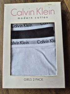 Calvin Klein Girls Age 4-5 Years 2 Pack Of Shorty Underwear Knickers Black/White - Picture 1 of 2
