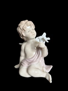 Porzellan Cherub Engel Figur mit Taube | glänzend glasiert Sammlerstück Engel Deko - Bild 1 von 10