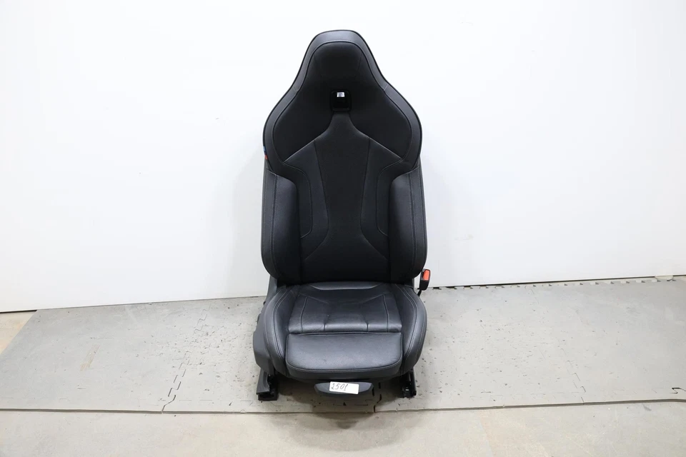 2020 - 2024 BMW 235I F44 FRONT RIGHT PASSENGER SIDE SEAT ASSEMBLY OEM BLACK_PDSW - Image 1 of 4