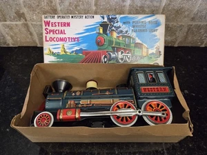 WESTERN SPECIAL LOCOMOTIVE -MODERN TOYS Battery Operated Mystery Action- In Box - Picture 1 of 20