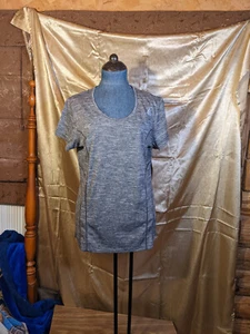 Reebok grau feuchtigkeitsableitendes Trainingstop L neu mit Etikett $ 40 Closet 382 - Bild 1 von 4